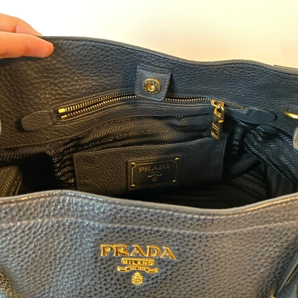 Prada Vitello Daino Tote Bag - Picture 8 of 10